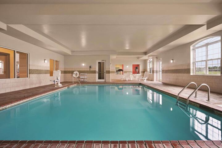 Pool 3 of 18