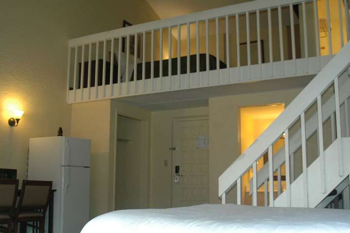 Room 18 of 40