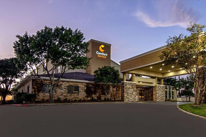 Hotel 7 of 54