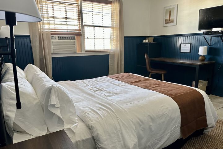Room 15 of 22