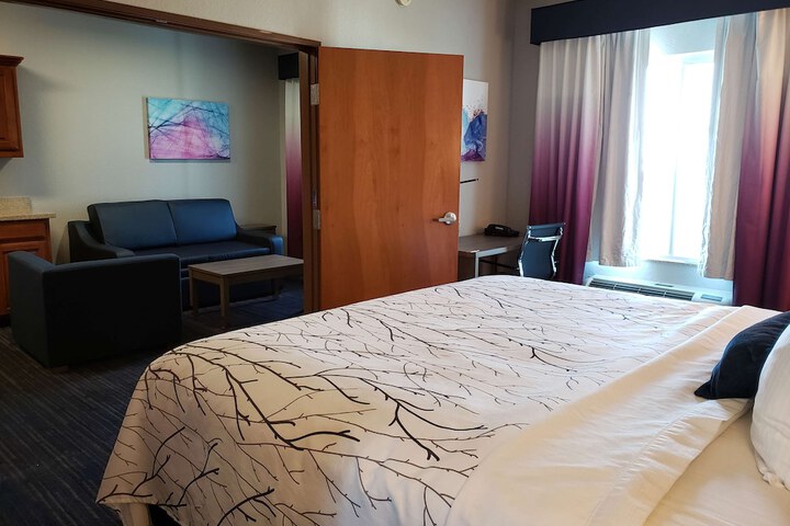 Room 15 of 31