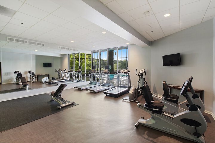 Holiday Inn Chicago Nw Crystal Lk Convention Center by IHG