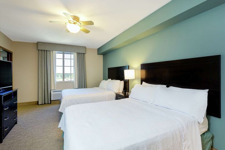 Room 33 of 54