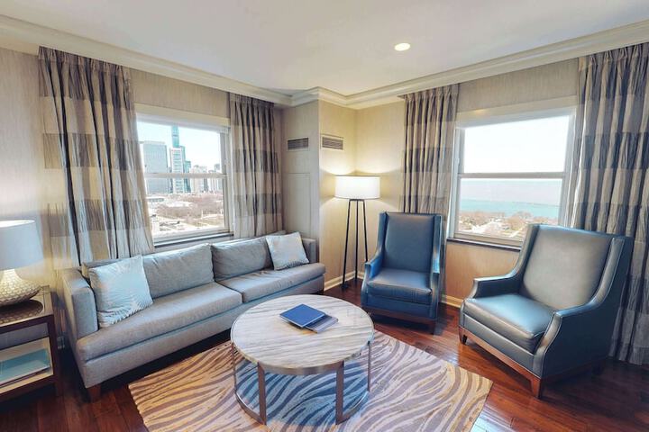Hilton Chicago
