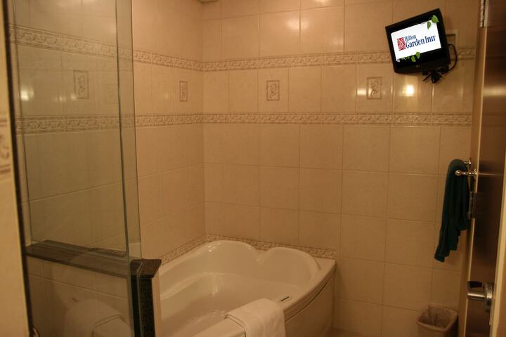 Room 52 of 72