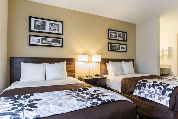 Room 8 of 23