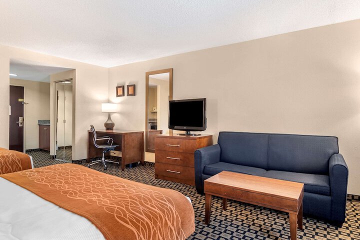 Room 18 of 73