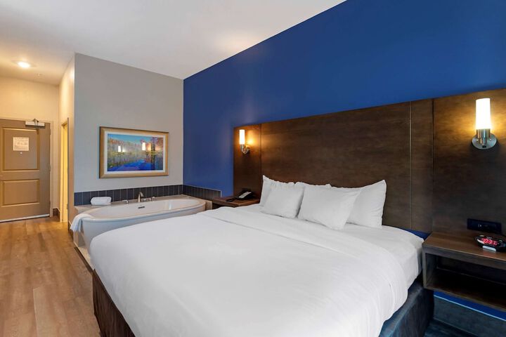 Room 20 of 36