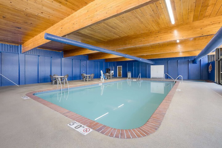Pool 5 of 35