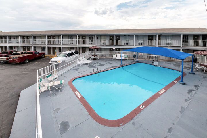Pool 6 of 36