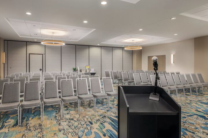 Holiday Inn Resort Fort Walton Beach by IHG