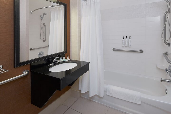 Room 14 of 21