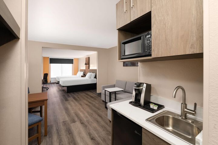 La Quinta Inn & Suites by Wyndham Bessemer