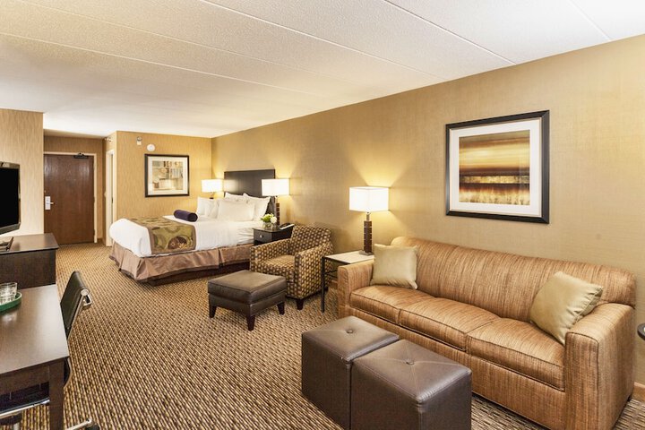 Room 34 of 51