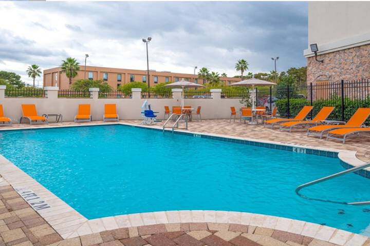 Pool 5 of 47