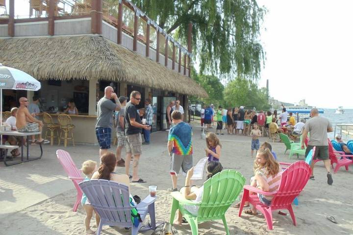 The Anchor Inn and Marina