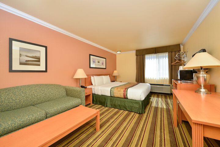Room 15 of 31