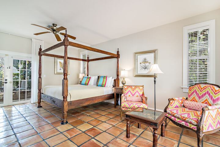 Room 43 of 47
