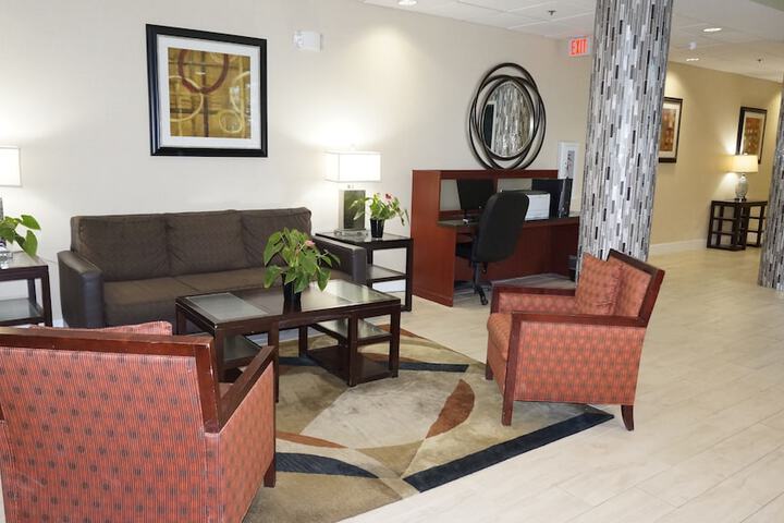 Hotel 2 of 32