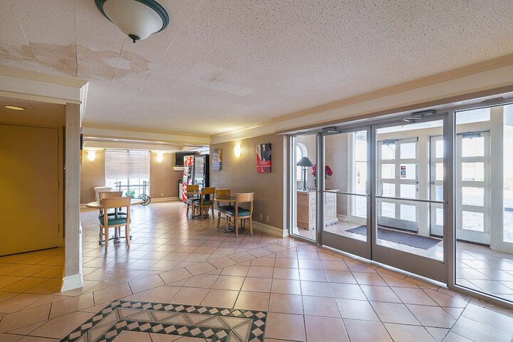 Motel 6 Grand Prairie TX - Interstate 30