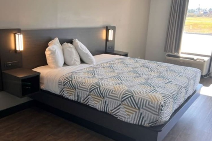 Room 3 of 5