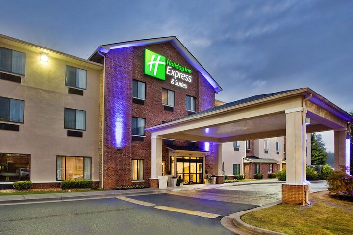 Hotel 4 of 28