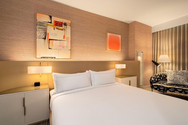 Hilton San Diego Gaslamp Quarter