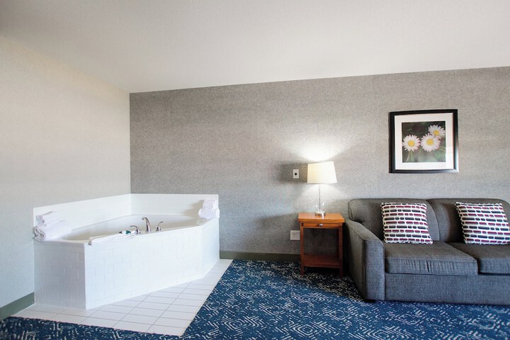 Four Points by Sheraton Saskatoon