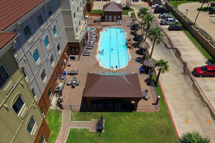 Holiday Inn Express Hotel & Suites South Padre Island by IHG