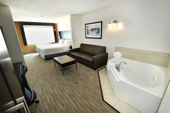 Room 26 of 58