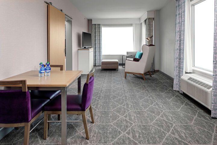 Room 73 of 110