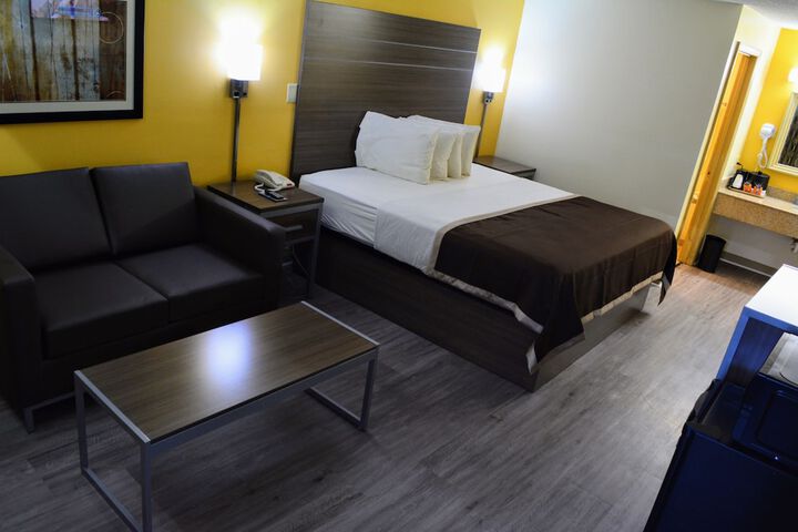 Room 36 of 49