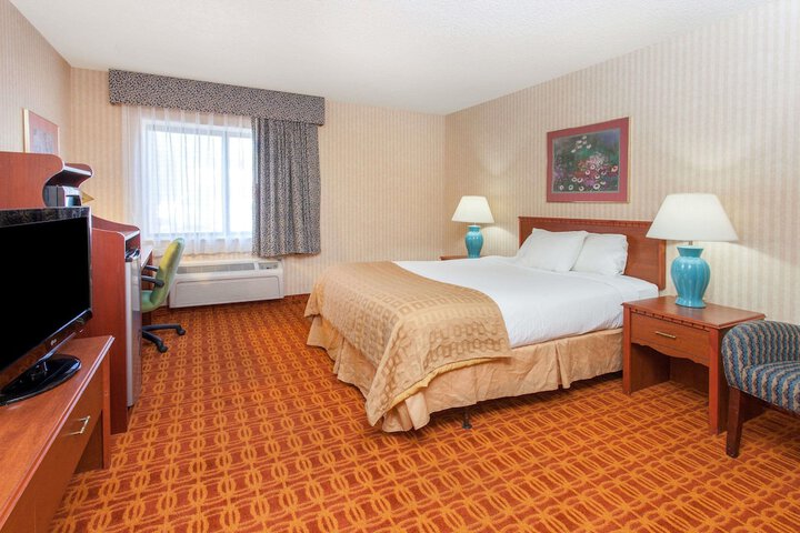 Baymont by Wyndham Detroit / Roseville