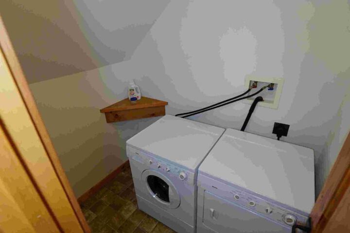 Room 141 of 241