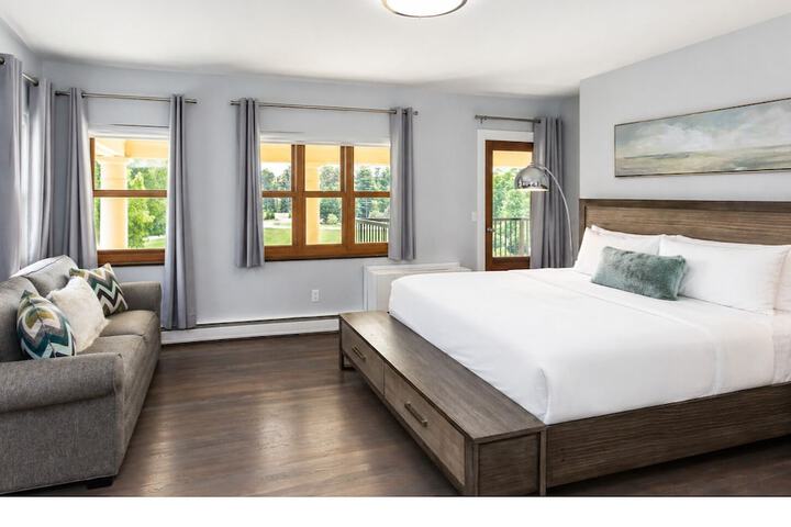 SKYLARANNA Resort & Spa
