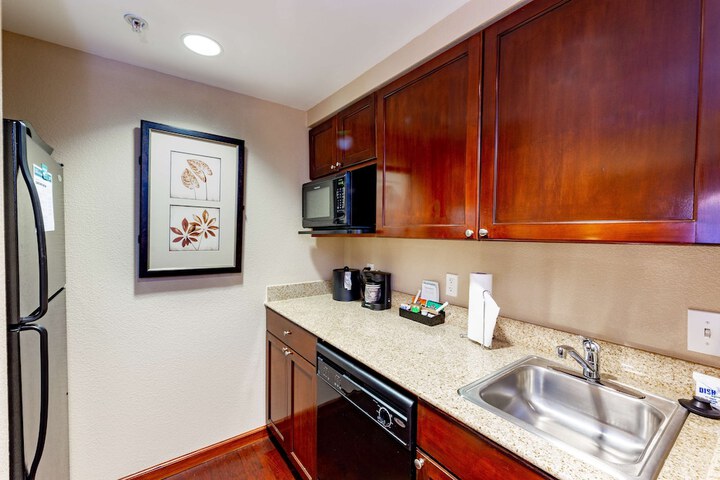 Homewood Suites by Hilton Lawrenceville Duluth