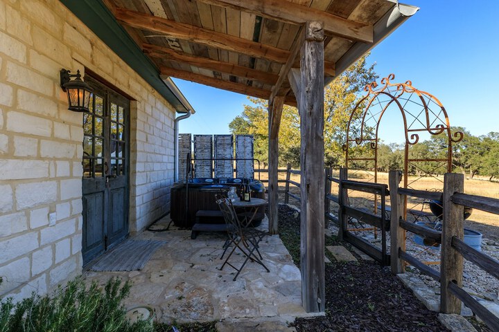 Terrace/Patio 95 of 113