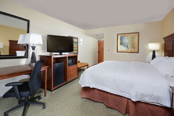 Room 17 of 39