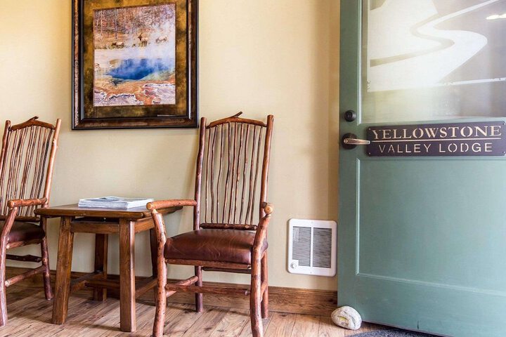 Yellowstone Valley Lodge an Ascend Collection Hotel