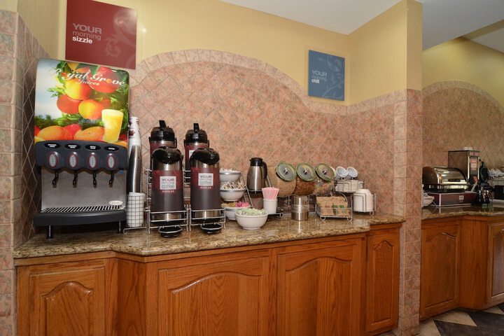 Breakfast/Coffee Service 44 of 58