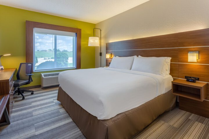 Room 38 of 52
