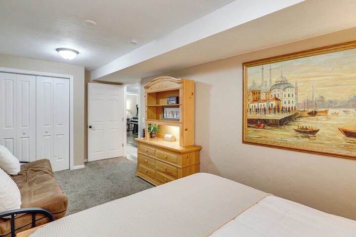 Game Room + Hot Tub: Salt Lake City Area Apt