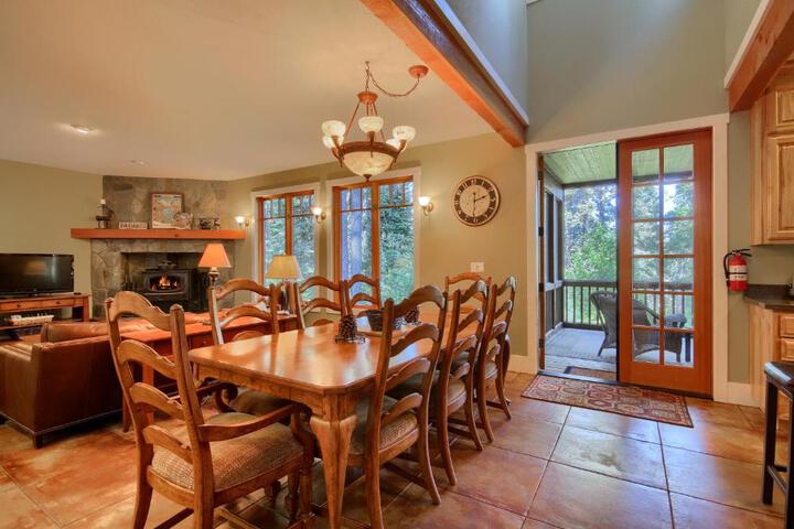Aspen House in Fish Camp- 2 Miles from Yosemites South Entrance