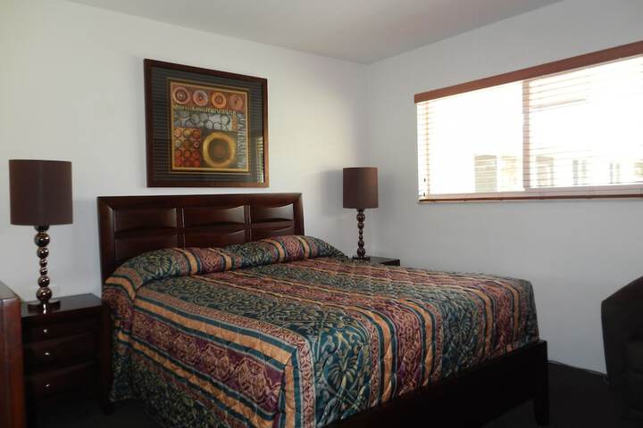 Room 52 of 105