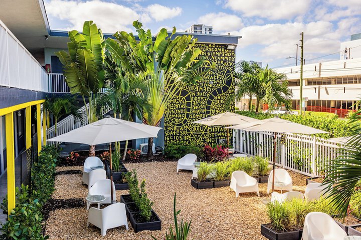 Terrace/Patio 32 of 33
