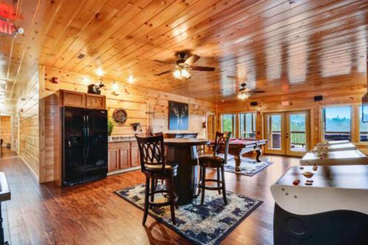 Foxwood Mansion Cabin