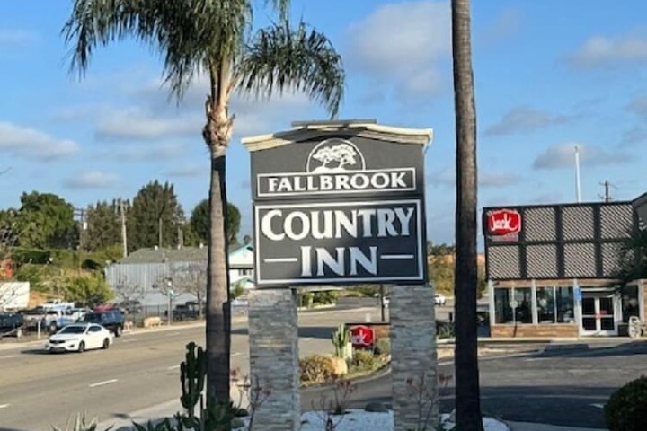 Hotel 14 of 27