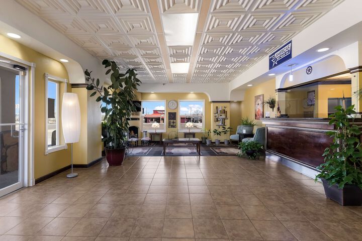 Hotel Interior 11 of 30