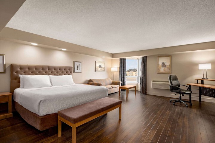 Room 40 of 89