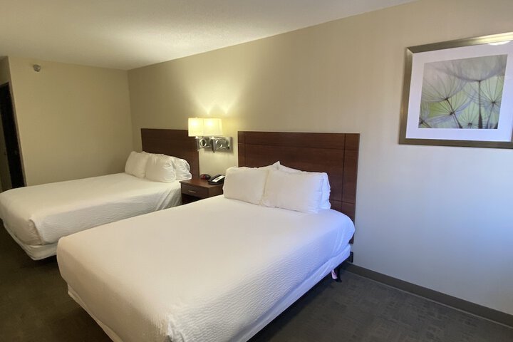 Room 7 of 38